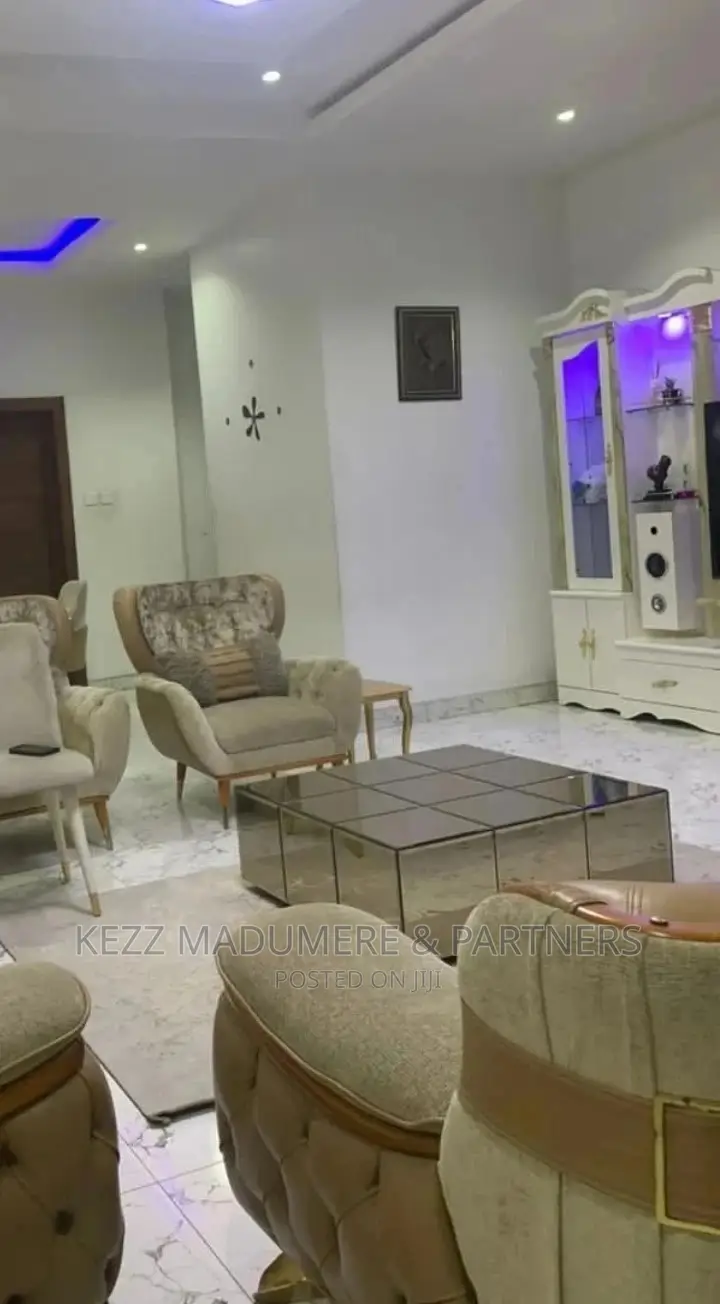 4bdrm Duplex in Golf Estate,Port for sale