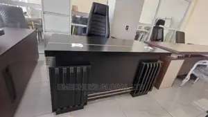 Executive Office Table (1.4m)