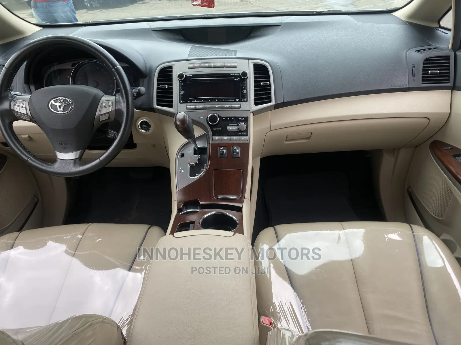 Toyota Venza AWD 2011 White
