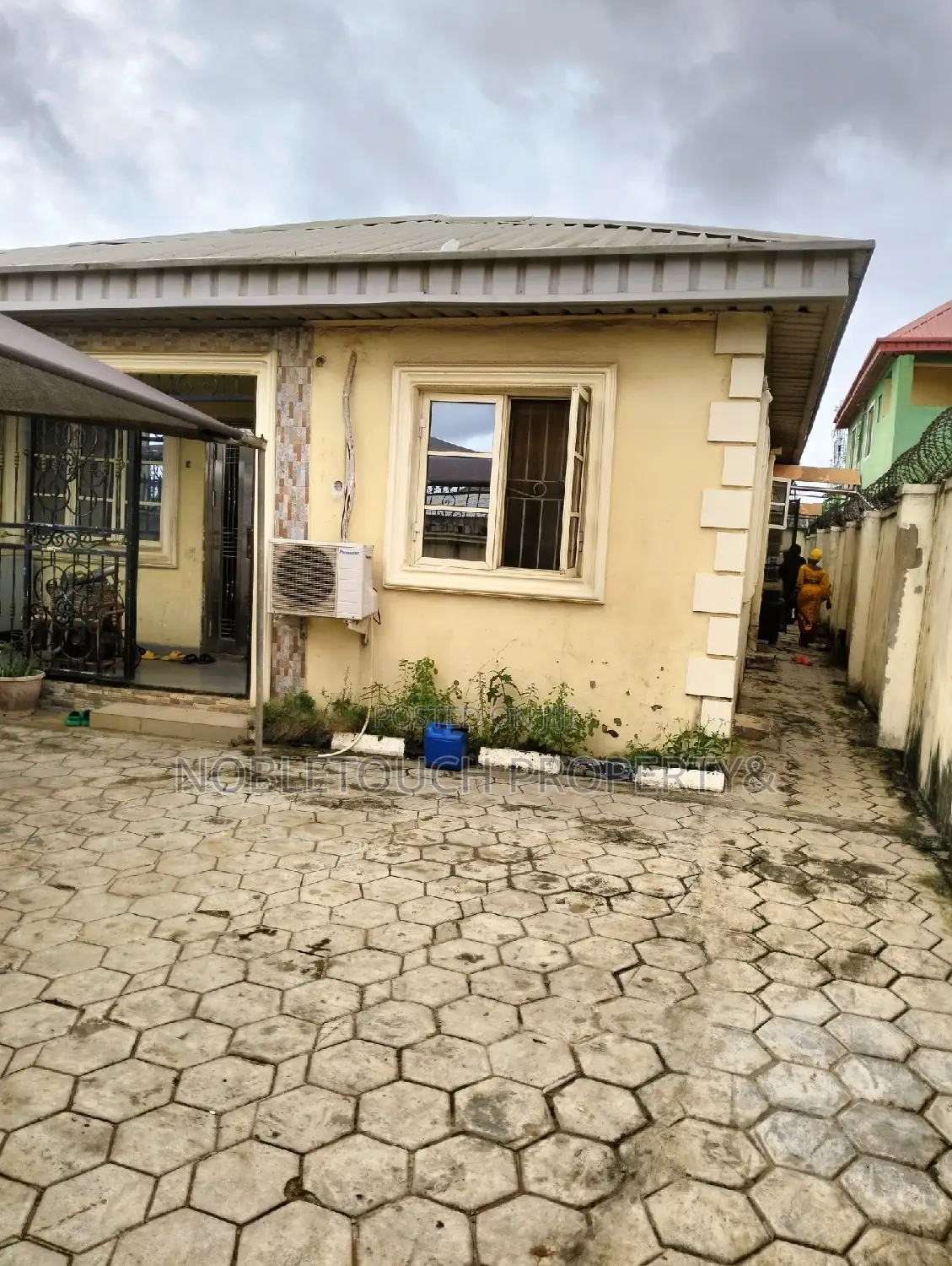 3bdrm Bungalow in Governor Road Ikotun for sale