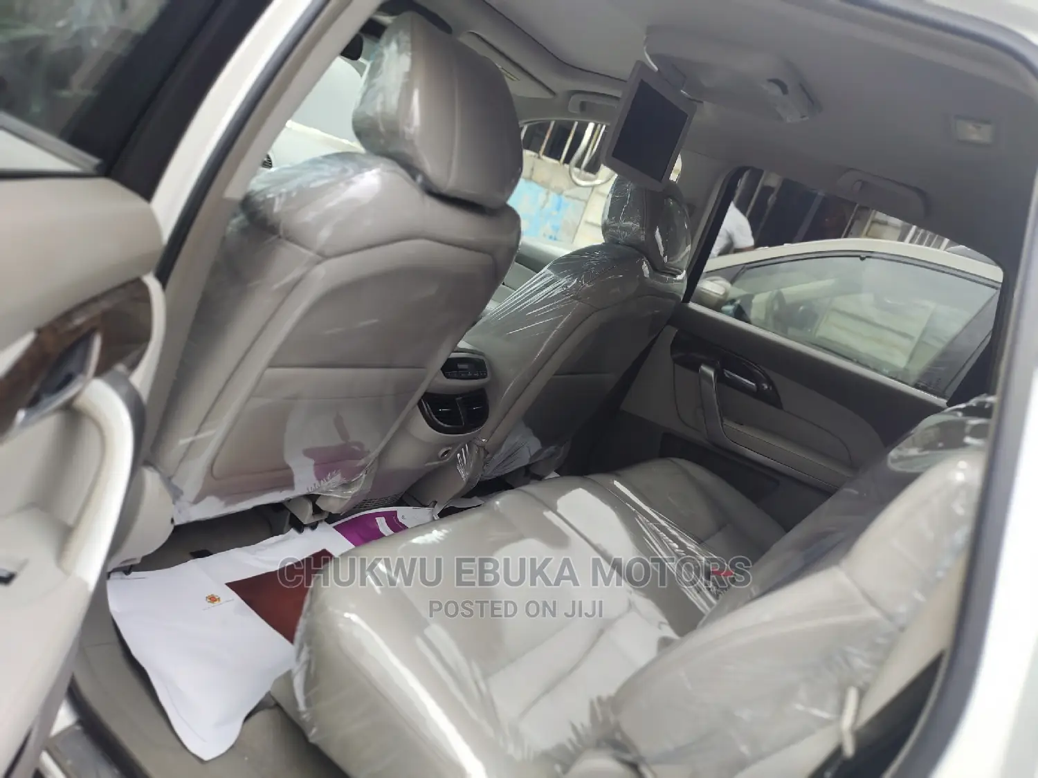 Acura MDX Technology Package SUV AWD (3.7L 6cyl 6A) 2011 White
