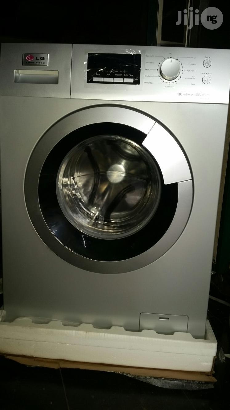 LG WASHING MACHINE ( 8kg )
