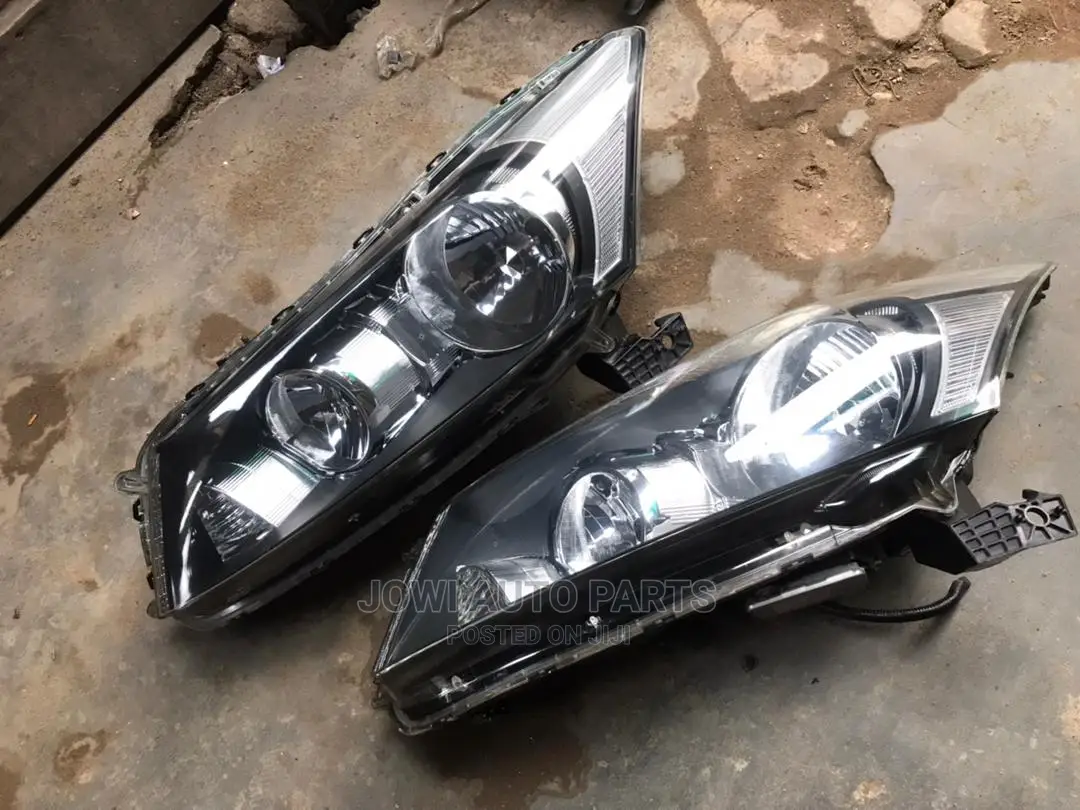 2008-2012 Honda Accord Headlights With Charger