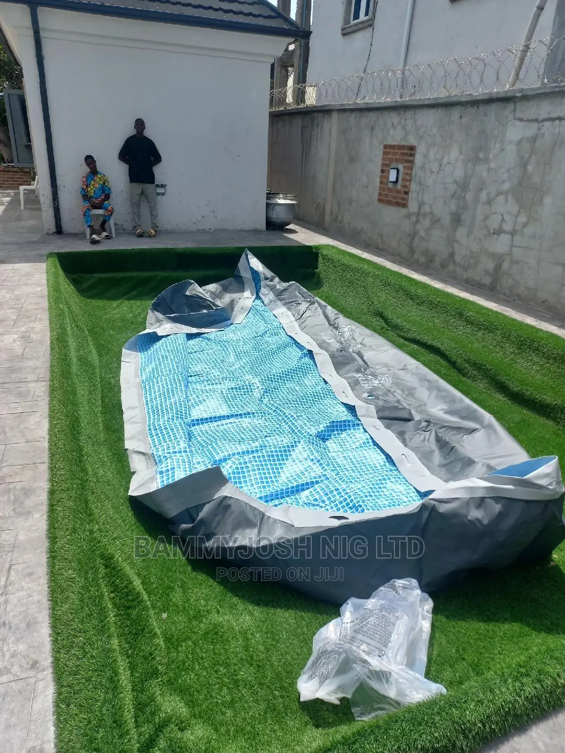 Rectangular Ultra XTR Swimming Pool Pool- 18' X 9' X 52"