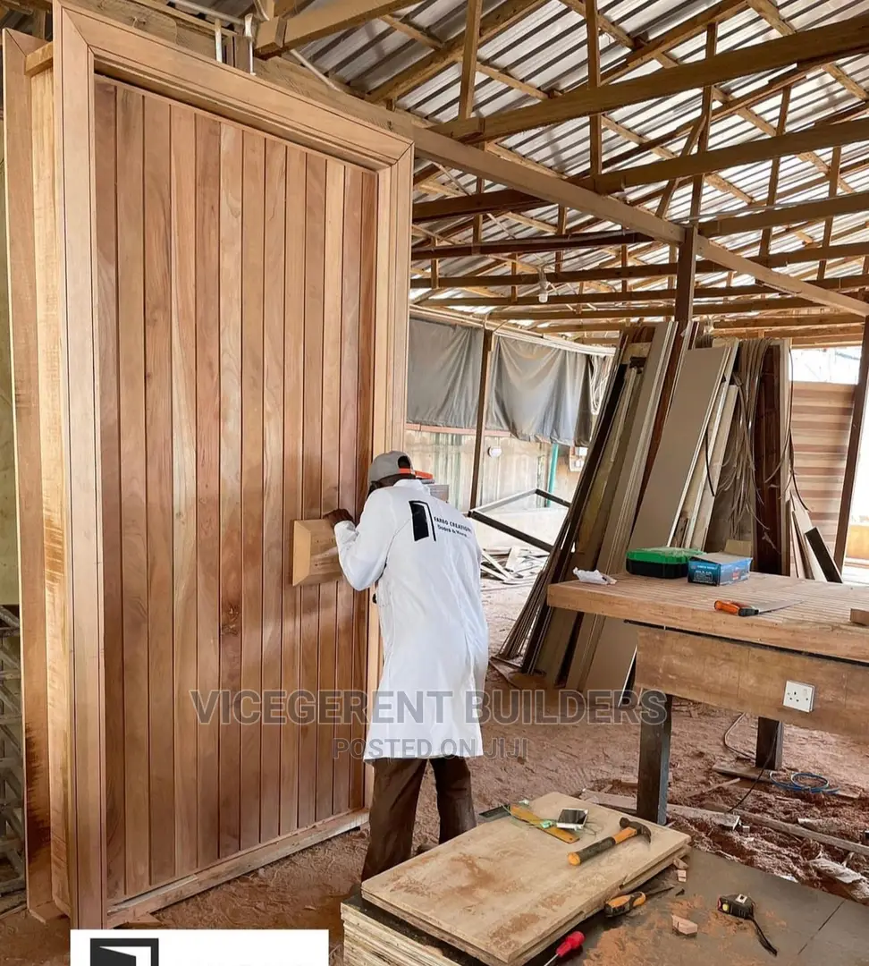 High Density Hard Wood Timber Waterproof Door Door
