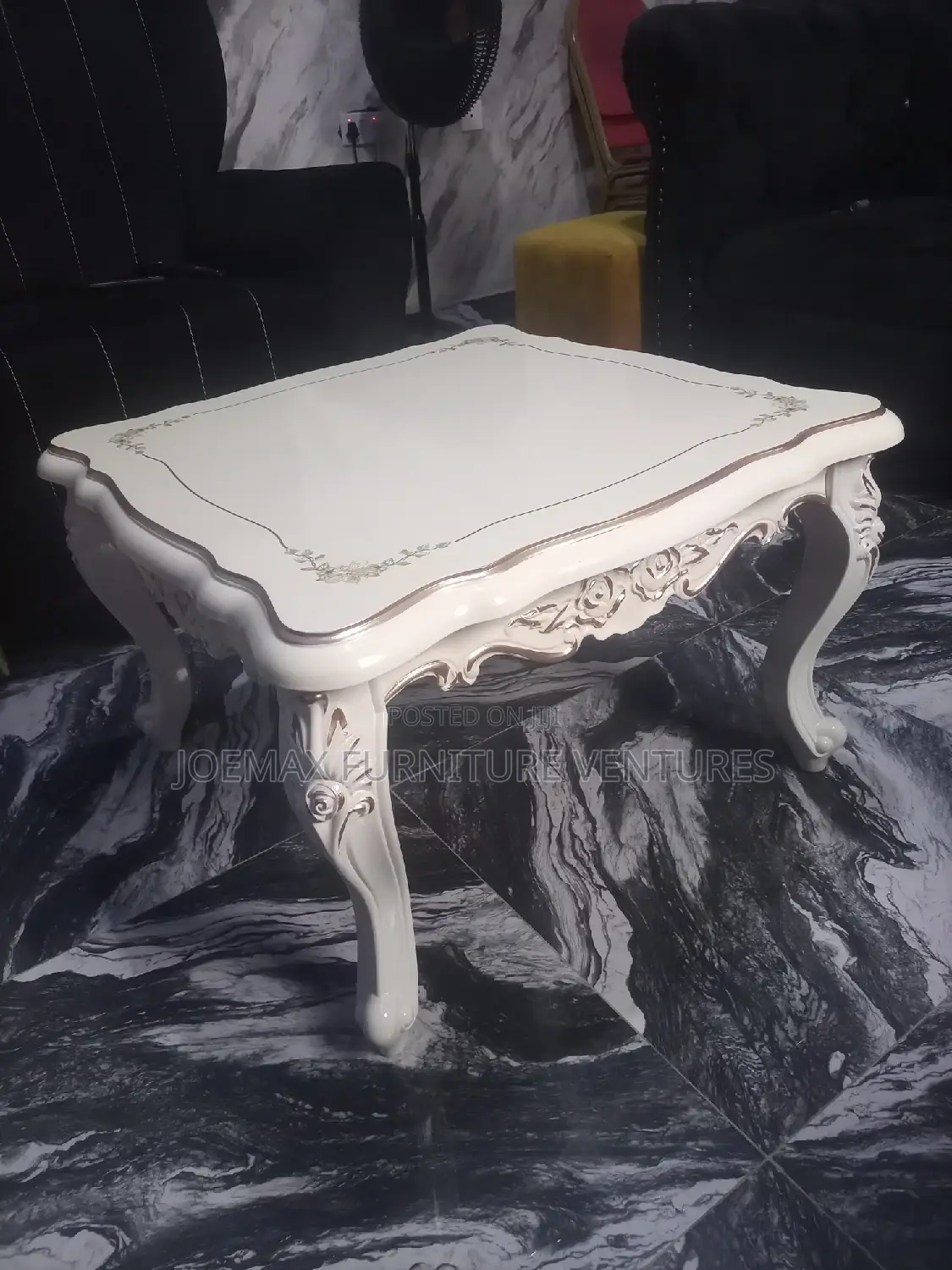 Royal Wooden Center Table 27x27 Cm