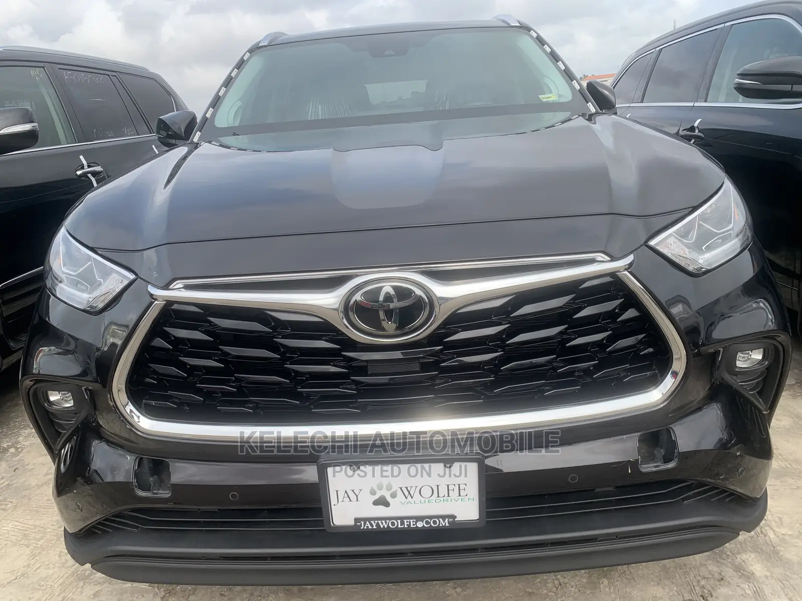 Toyota Highlander Limited 2021 Black