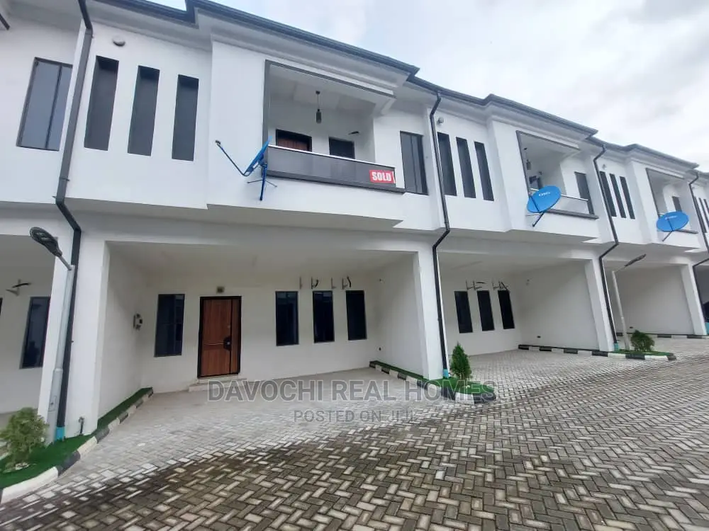 4bdrm Duplex in Chevron Second Toll, Lekki for rent