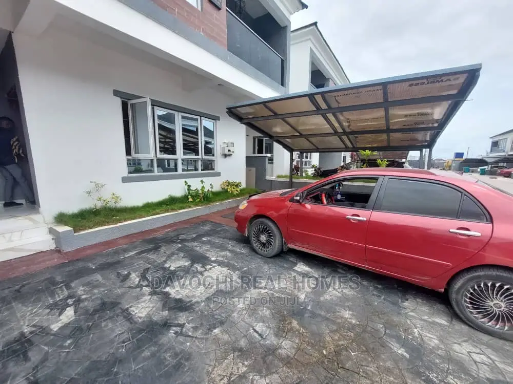 4bdrm Duplex in Immediately After, Lekki for rent