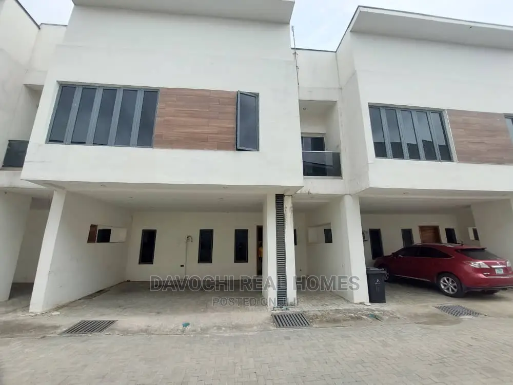 3bdrm Duplex in Immediately After, Lekki for rent