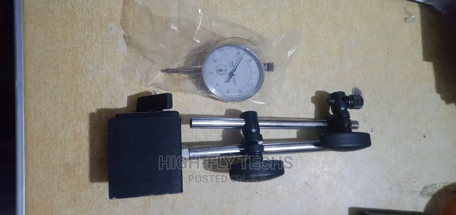 Mitutoyo 7010s-10 Magnetic Stand