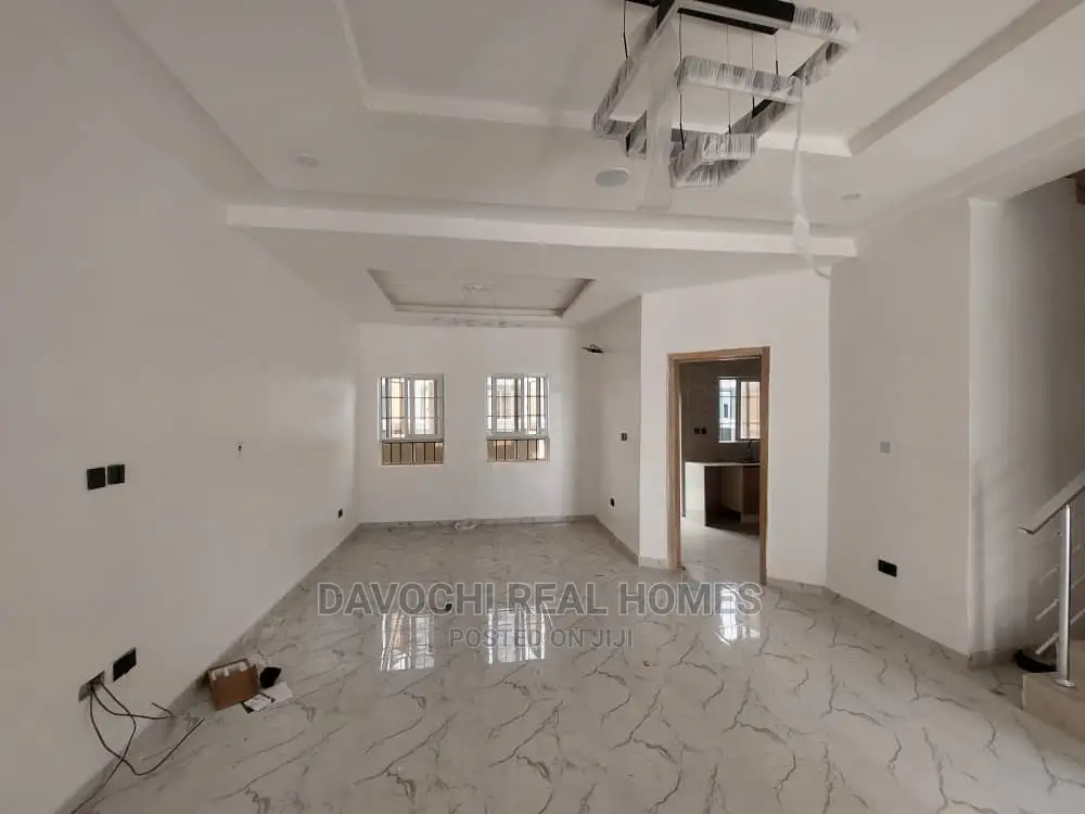 3bdrm Duplex in Chevron Second Toll, Lekki for rent
