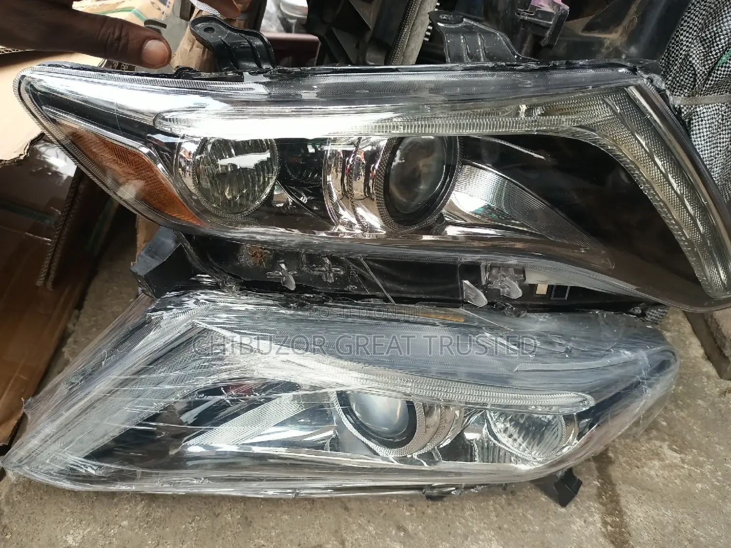 Set of Headlamp for Venza 2013-2015