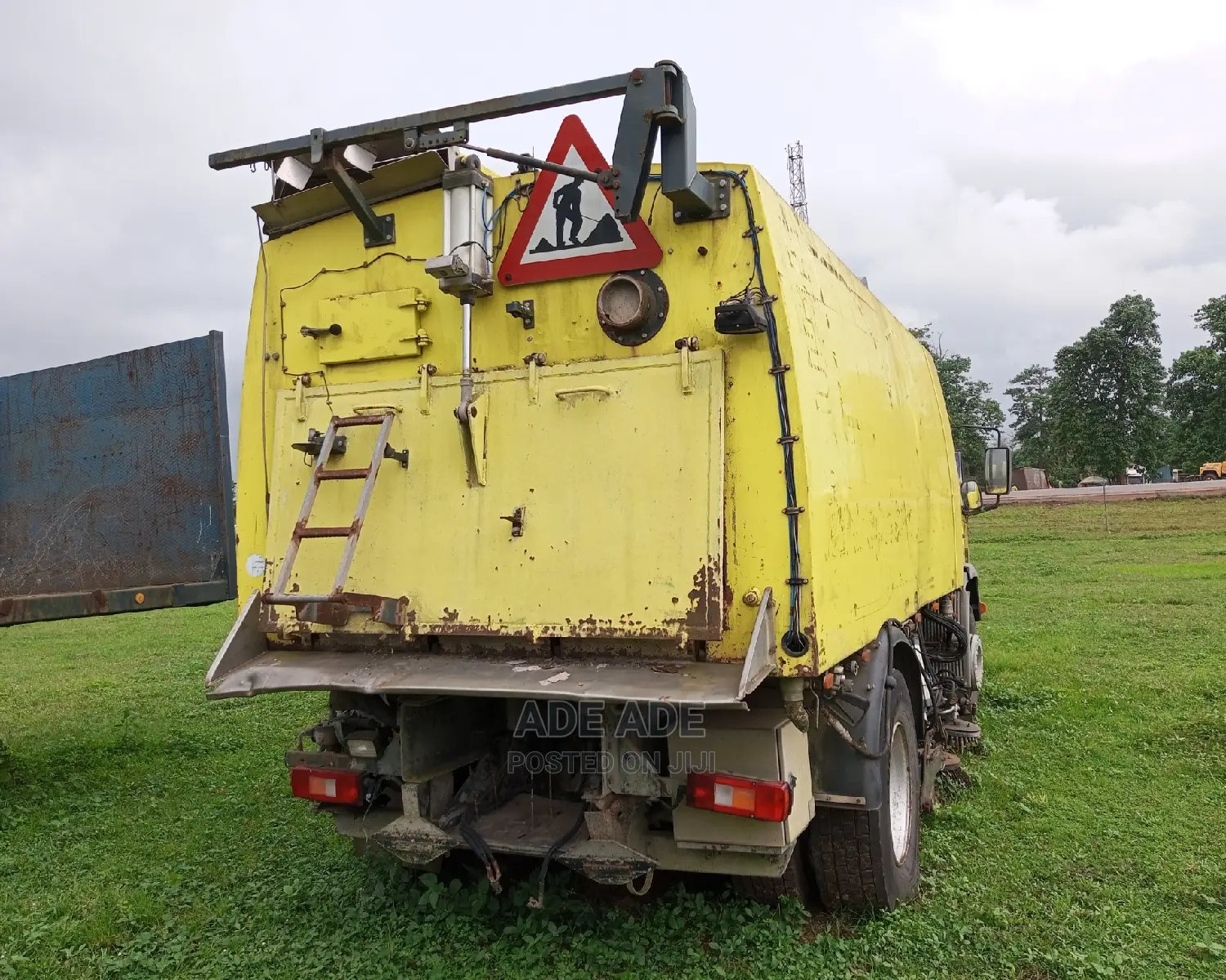 Volvo Street Sweeper Truck