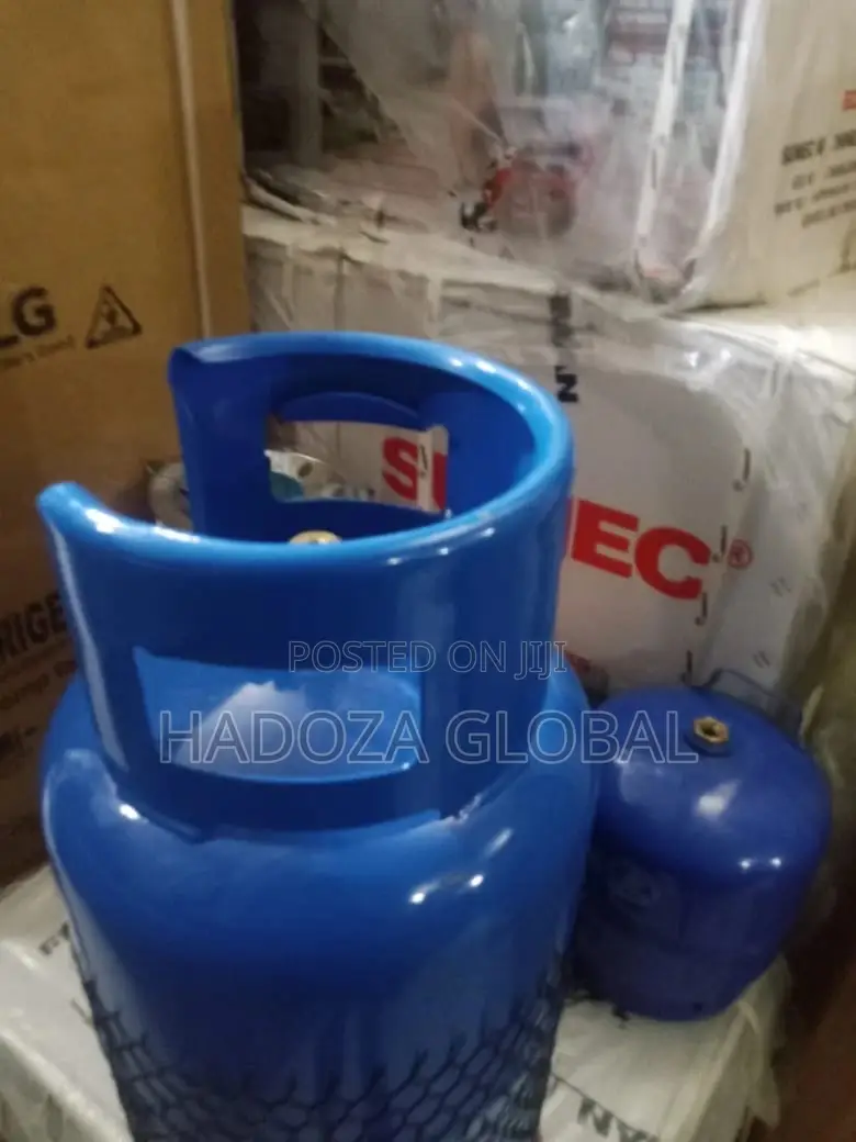 Affordable and Reliable 12.5kg Refillable Gas Cylinder