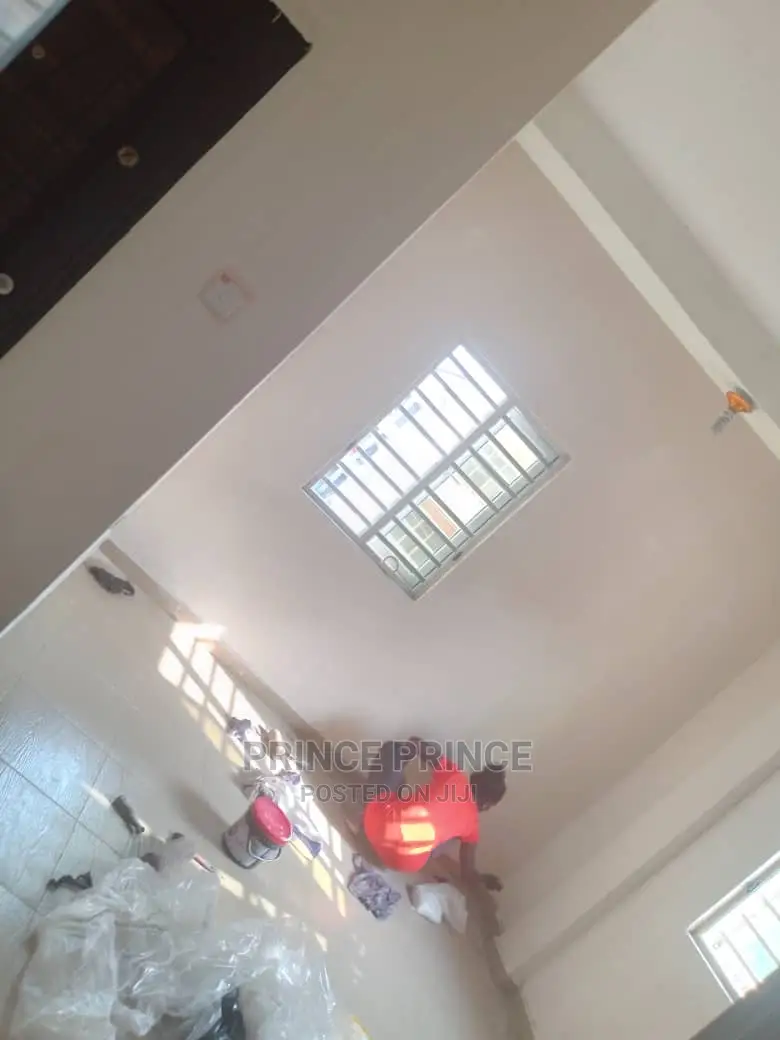Furnished 1bdrm Block of Flats in Surulere for rent
