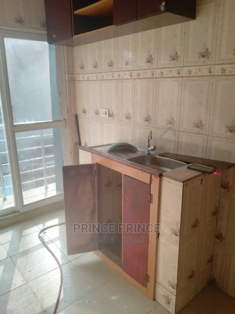 Furnished 1bdrm Block of Flats in Surulere for rent