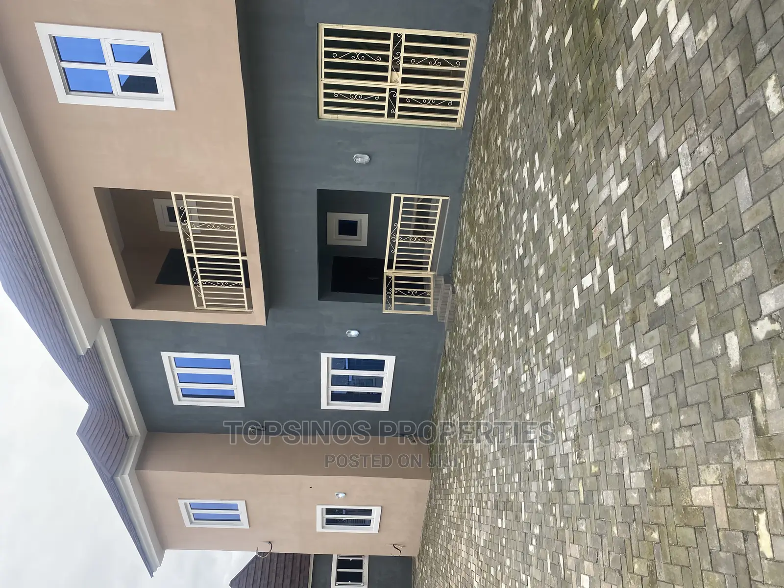 2bdrm Block of Flats in Dawaki for rent
