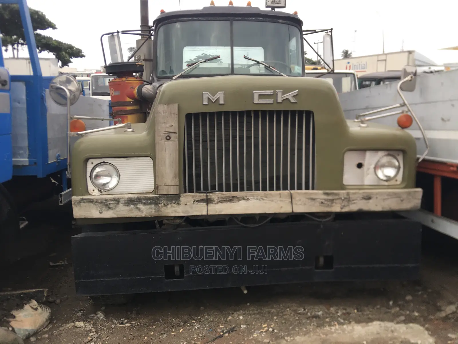 Mack R-Model 12valves (Calf/Chassis 10tires)