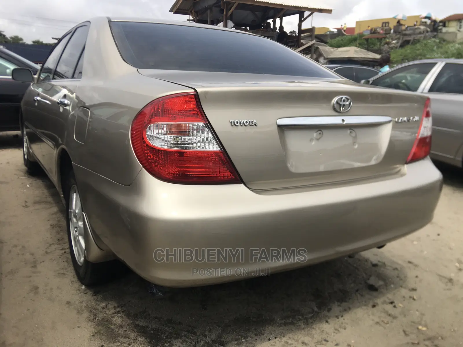 Toyota Camry 2004 Gold