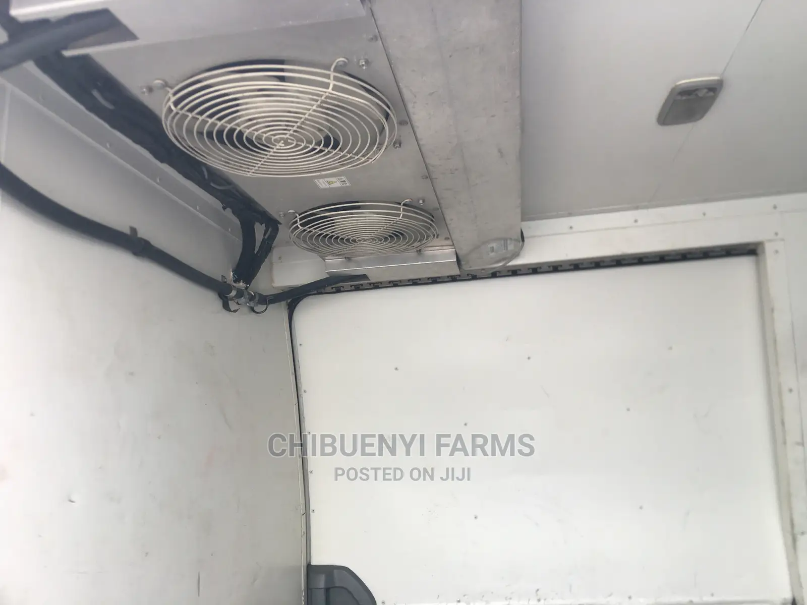 Toyota HiAce 2012 White