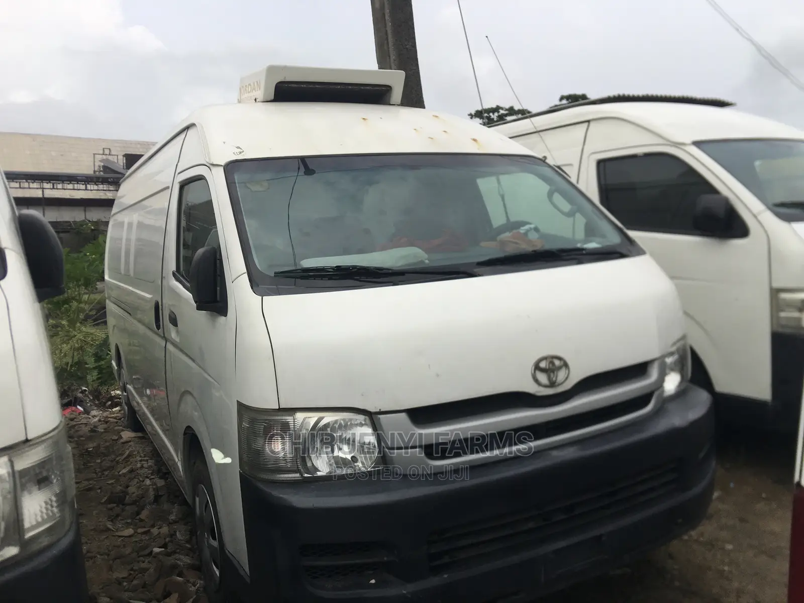Toyota HiAce 2012 White