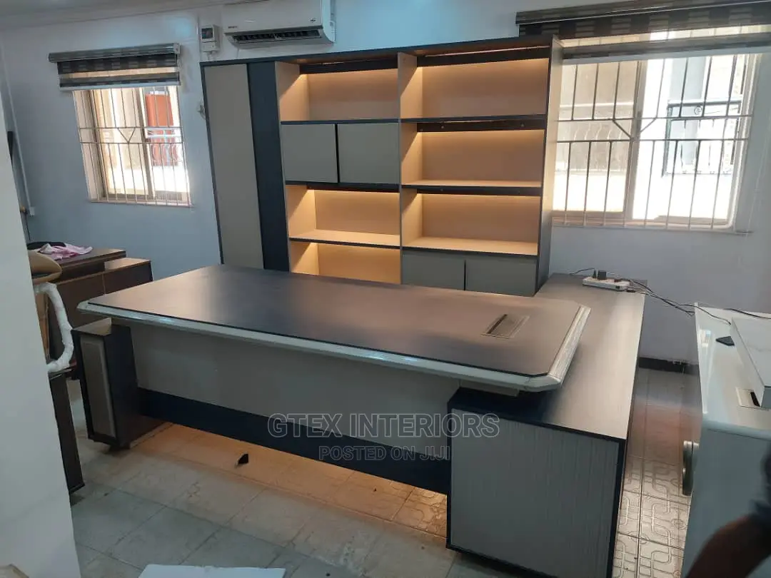Quality Executive L-Shaped Wooden Office Table With Drawers.