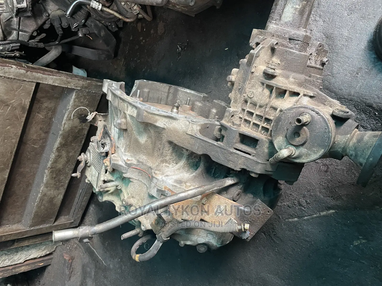 Automatic Gear Box Mazda CX7 2008 Model