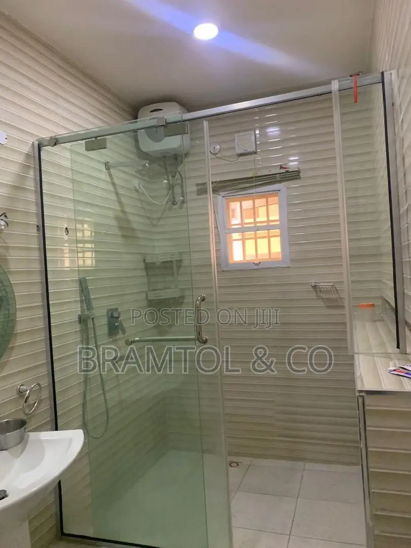 4bdrm Bungalow in Gwarinpa for rent