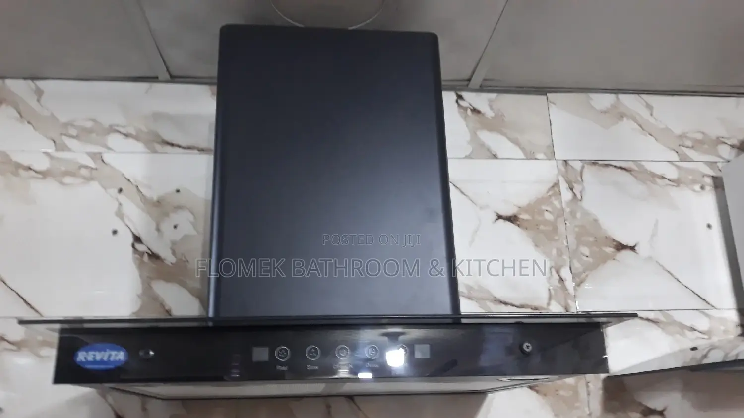 Heat Extractor/ Range Hood.