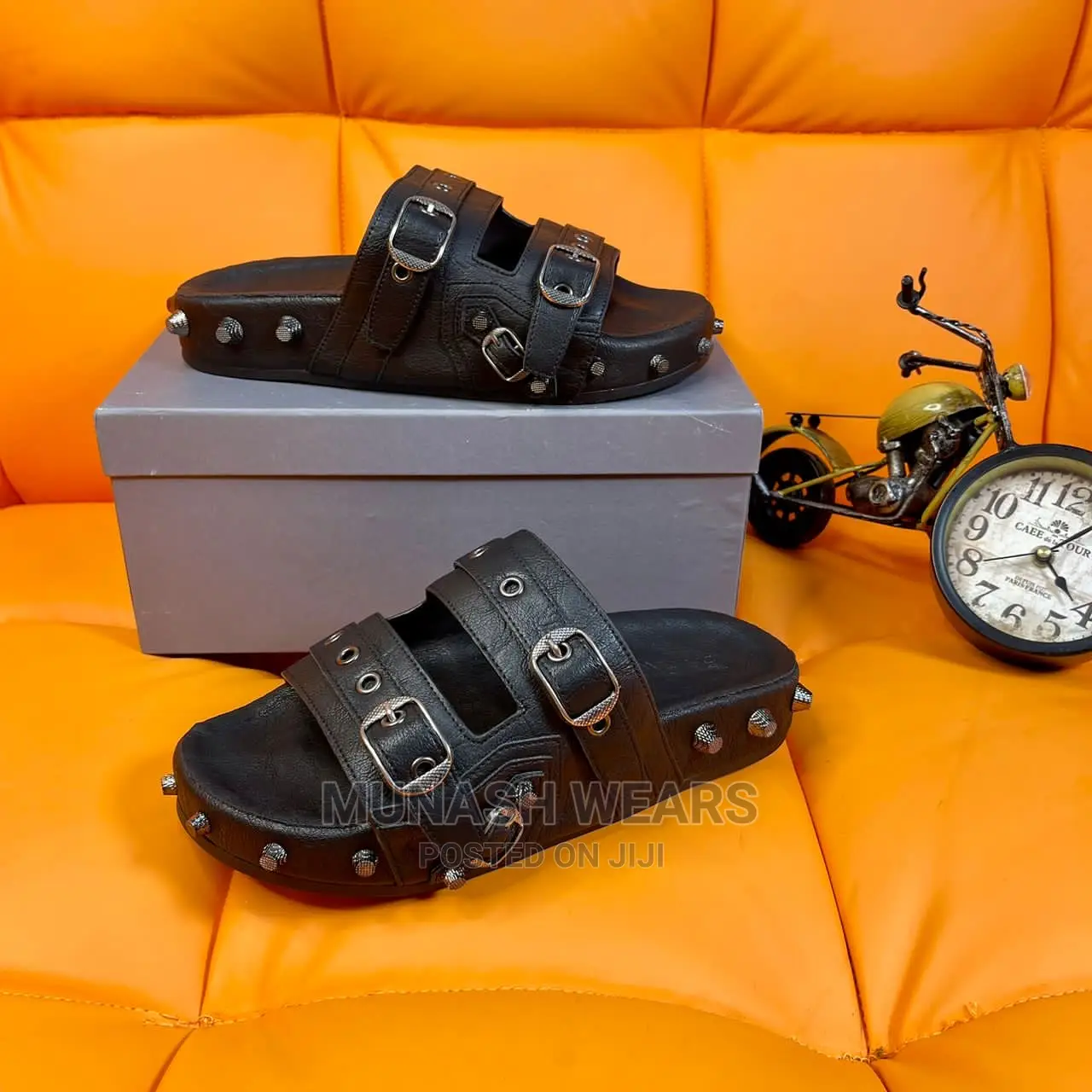 BALENCIAGA Cagole