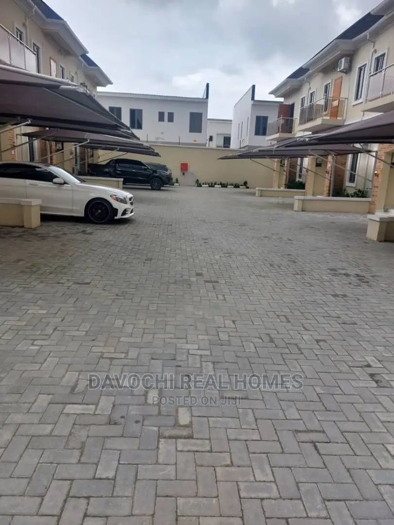 4bdrm Duplex in Ajah-Lekki for rent
