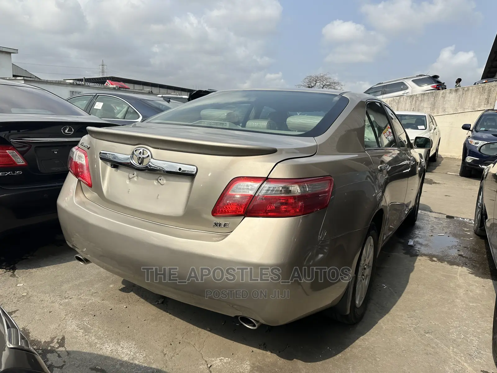 Toyota Camry 2009 Gold