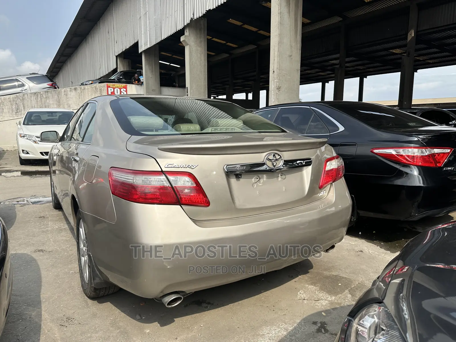 Toyota Camry 2009 Gold