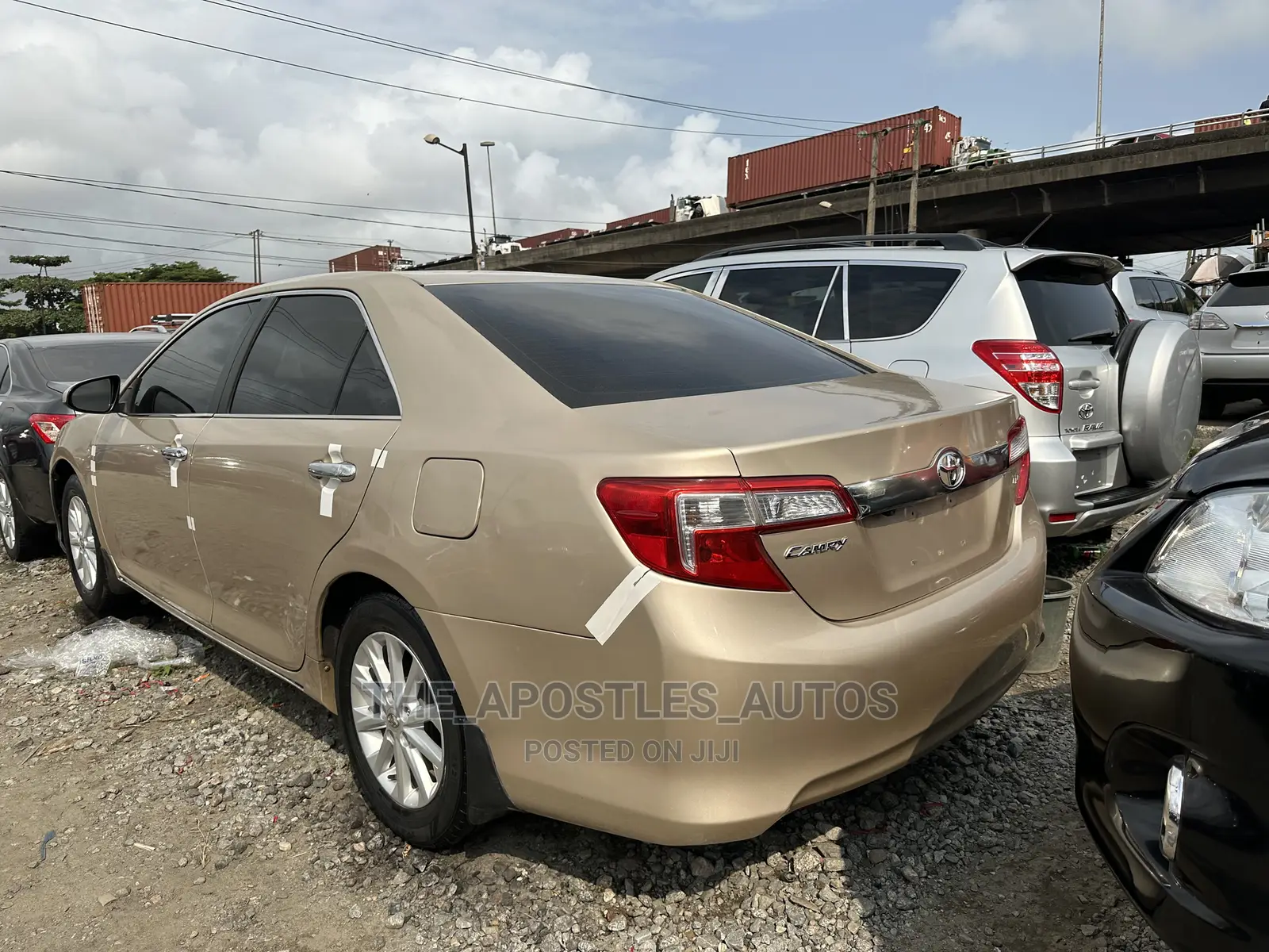 Toyota Camry 2012 Gold