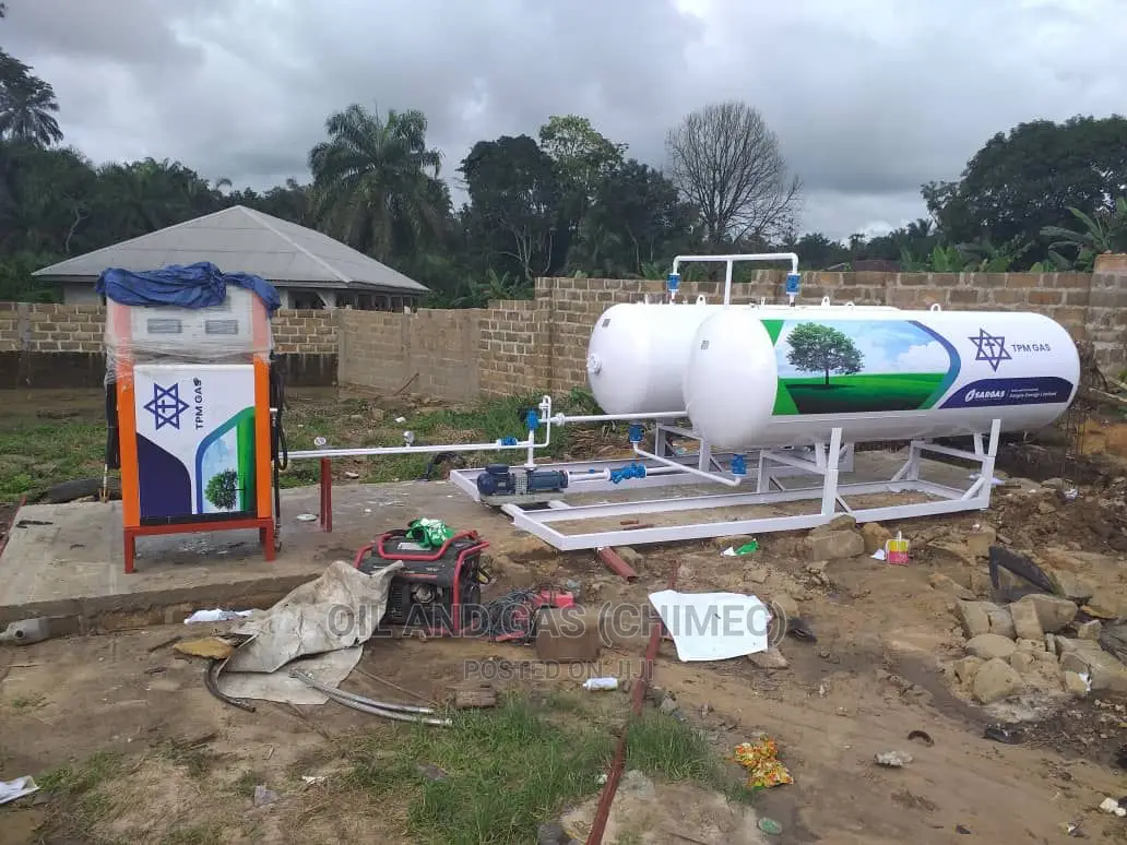 Double 2.5tons LPG Gas and Pumps