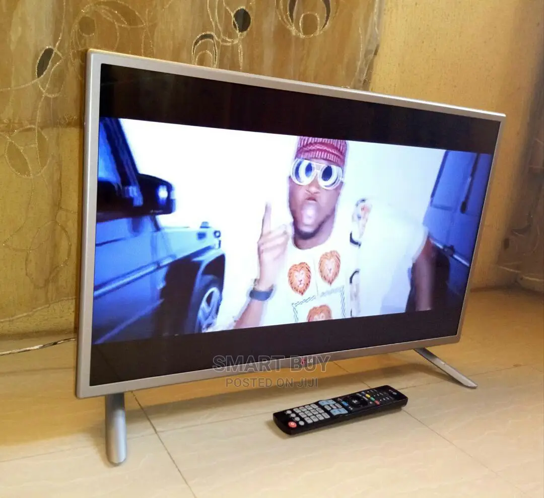 New 32 Inches Lg Smart Tv With Inbuilt Wifi and Miracast