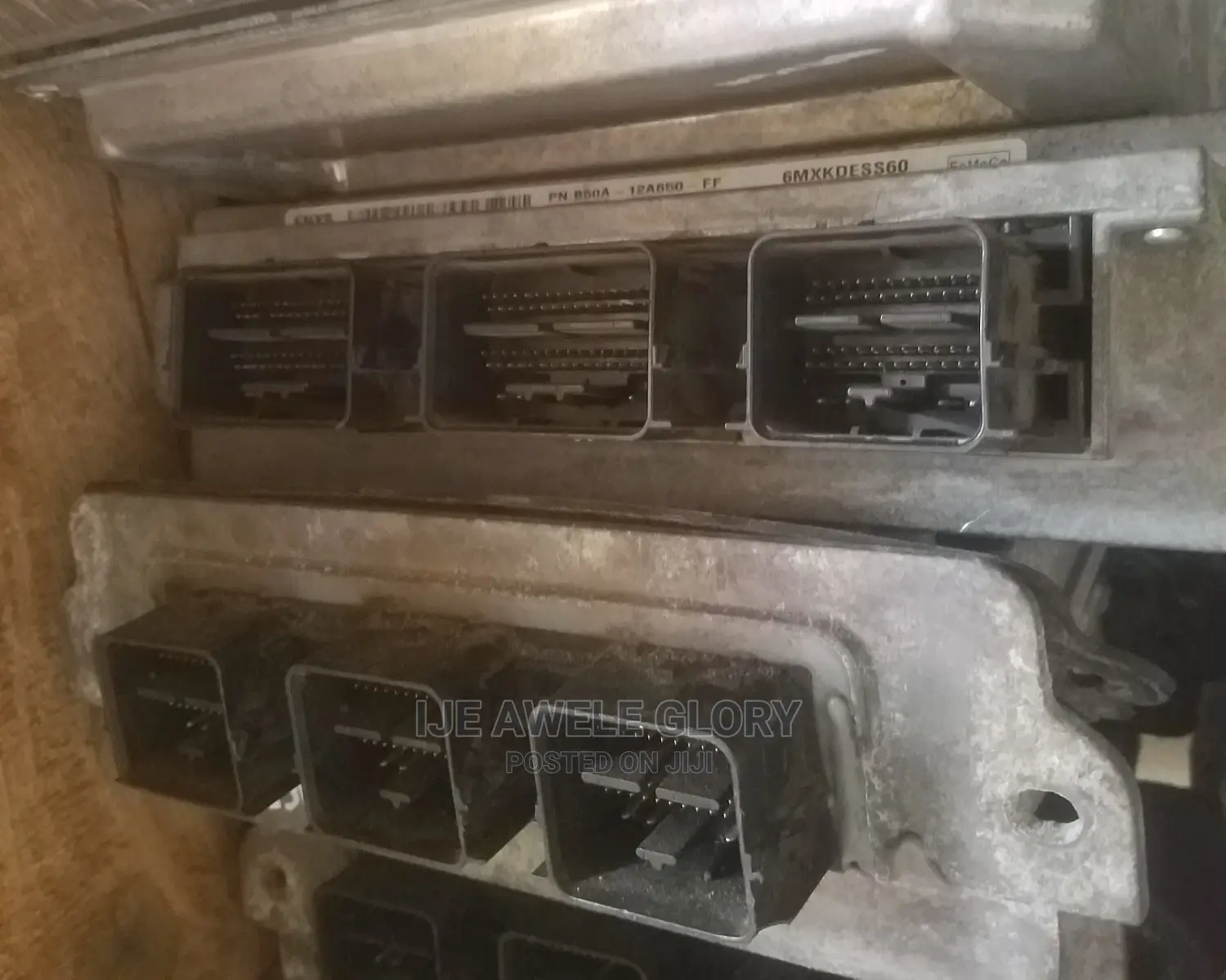 FORD Explorer Brain Box 2006