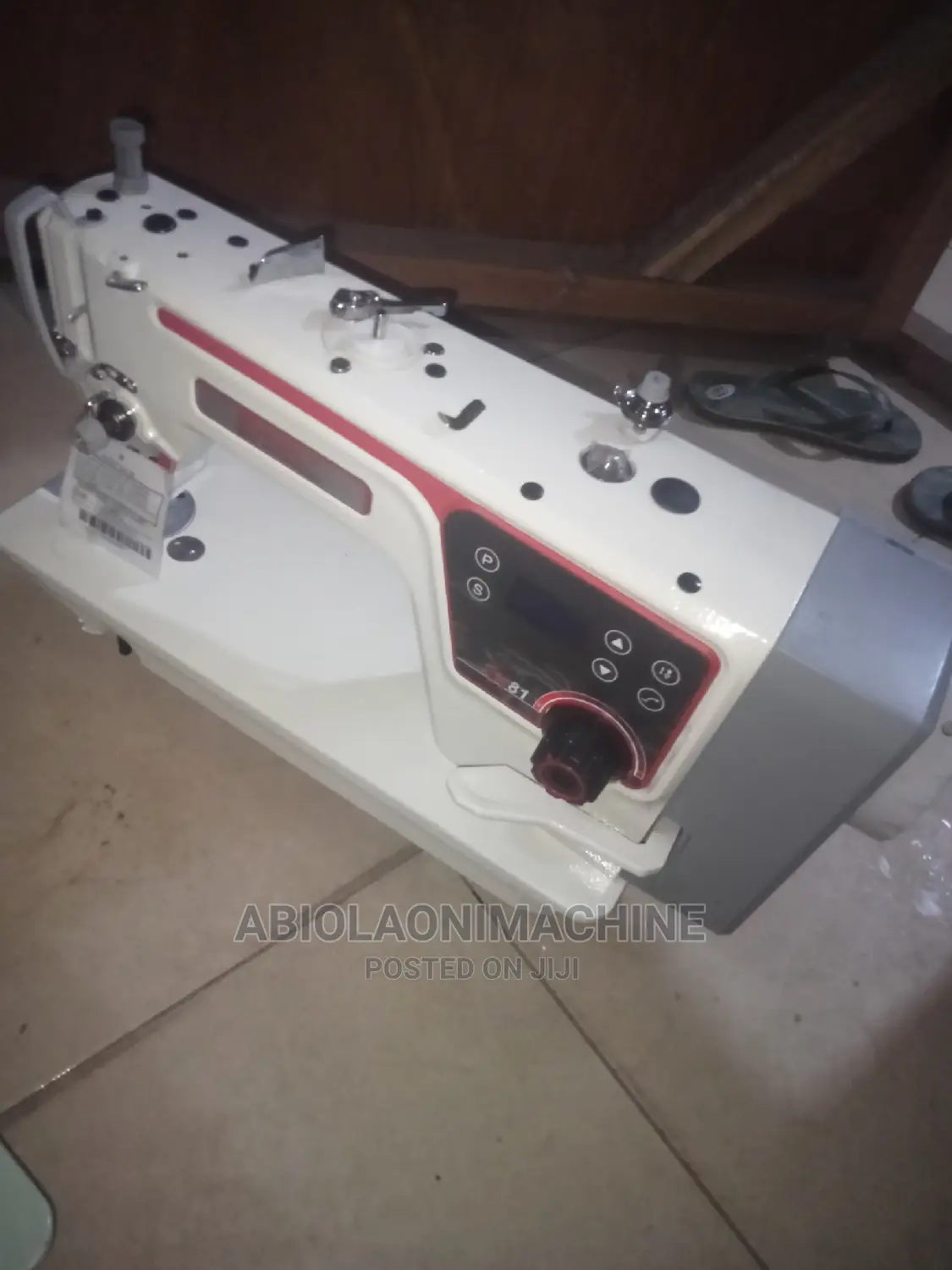 Emel Industrial Direct Drive Straight Sewing Machine Em81