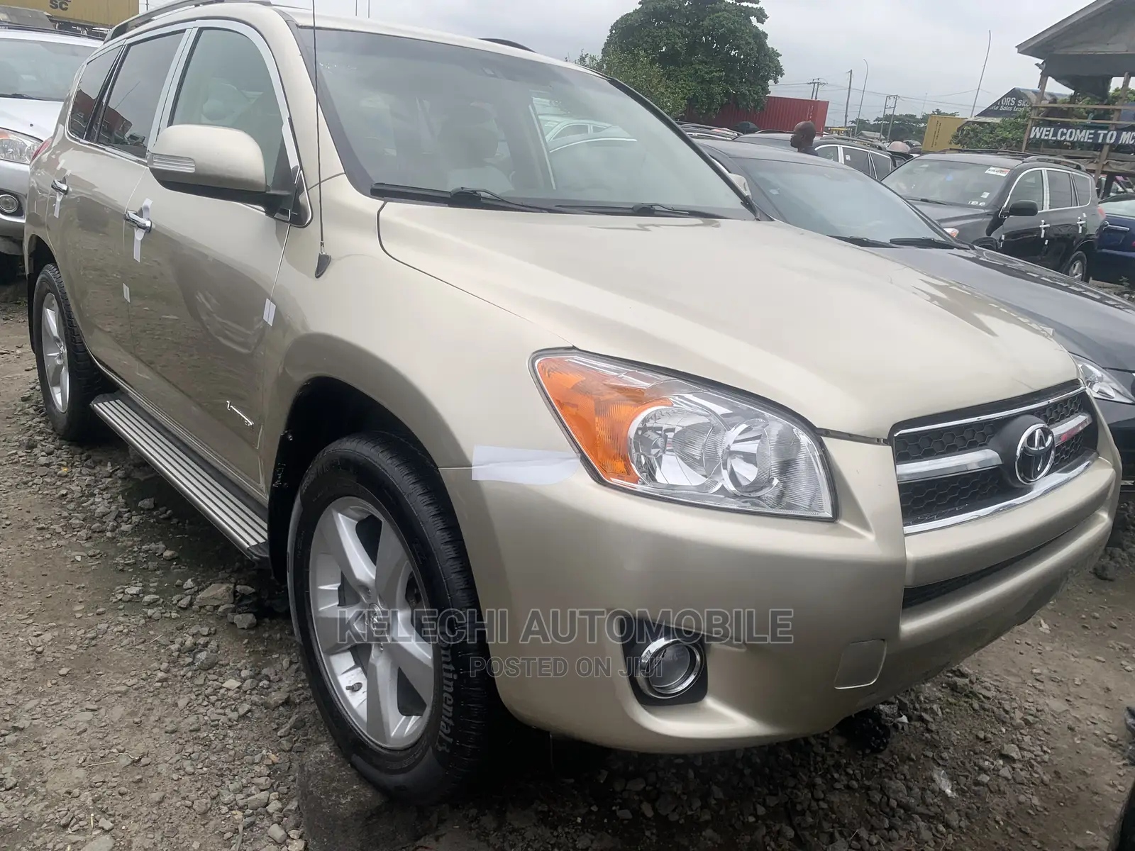 Toyota RAV4 2008 Gold