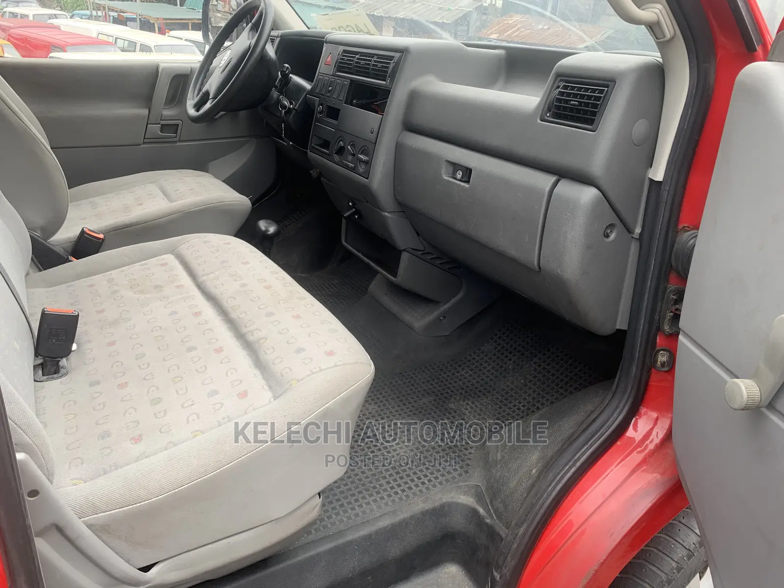 Volkswagen Transporter 2005 Red