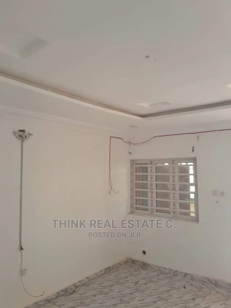 1bdrm Room & Parlour in Peanut,Sapele Road, Benin City for rent