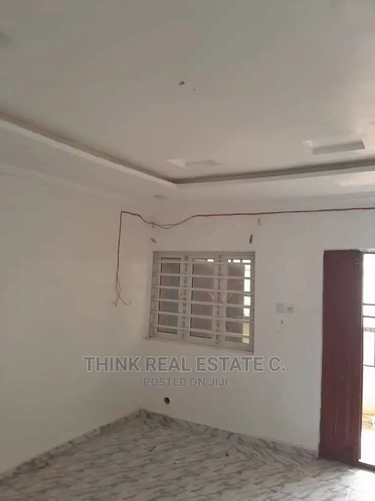 1bdrm Room & Parlour in Peanut,Sapele Road, Benin City for rent