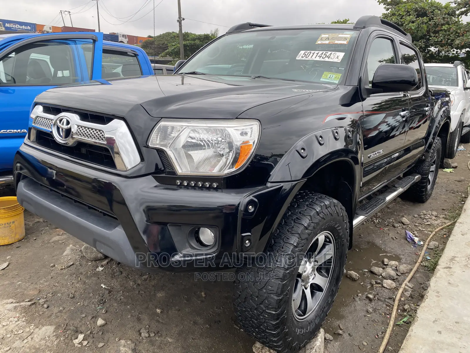 Toyota Tacoma 2015 Black