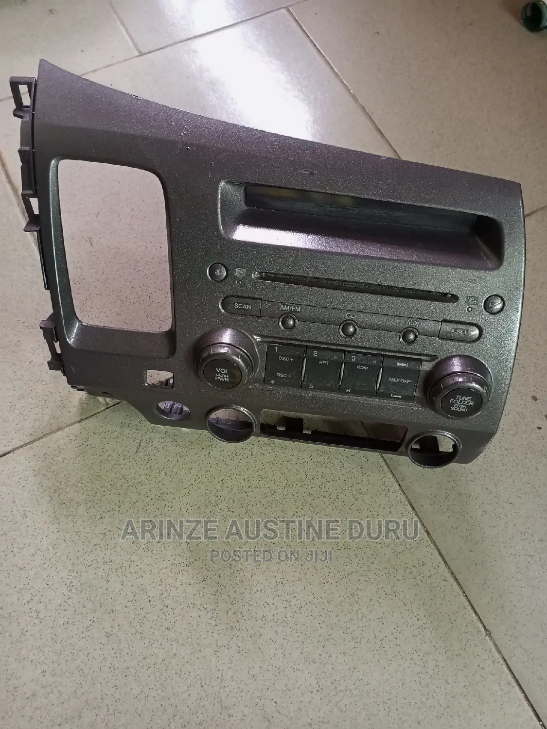 "2009 Honda Civic 4dr Am/Fm Radio Stereo Cd Player.