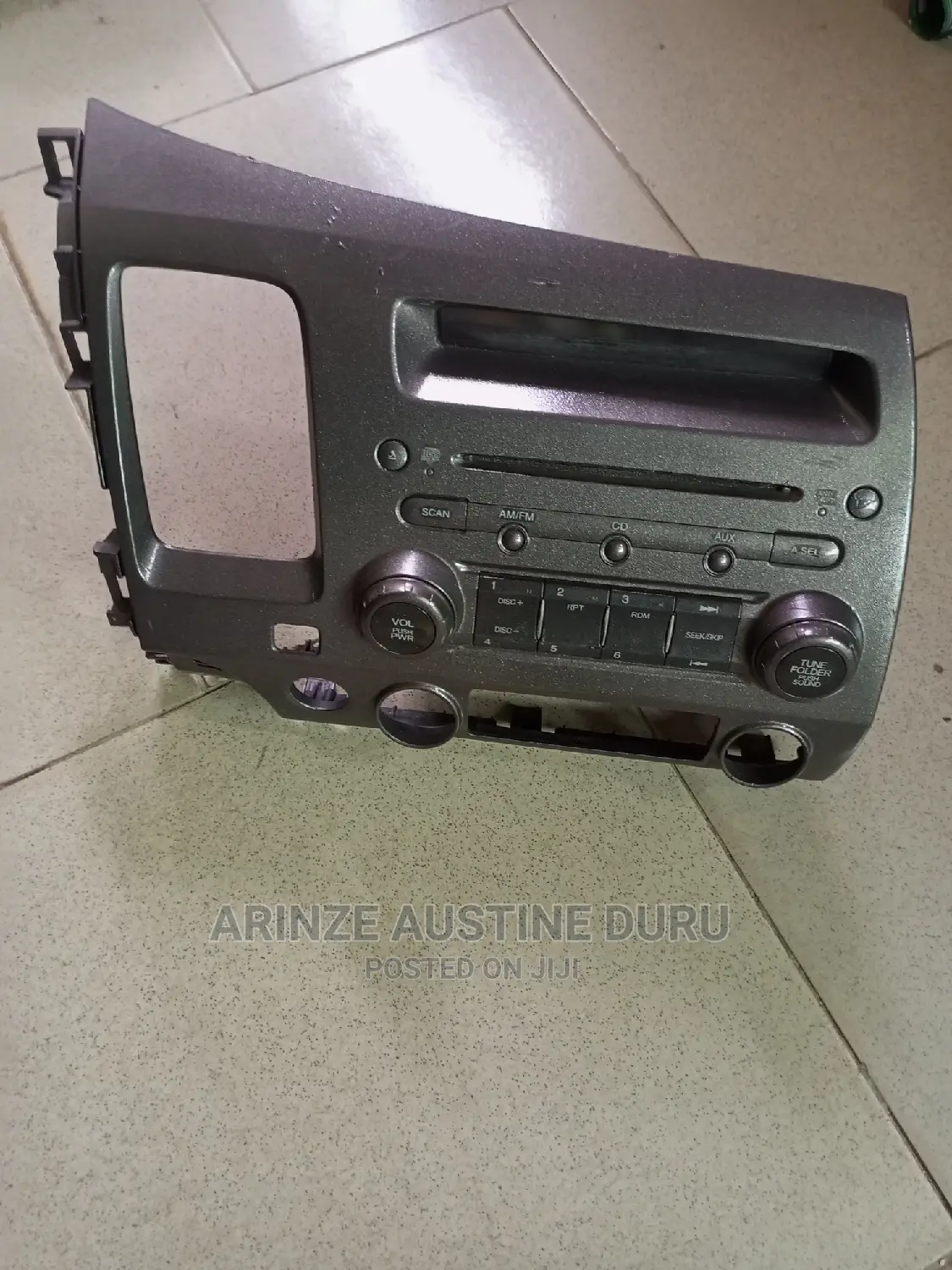 "2009 Honda Civic 4dr Am/Fm Radio Stereo Cd Player.
