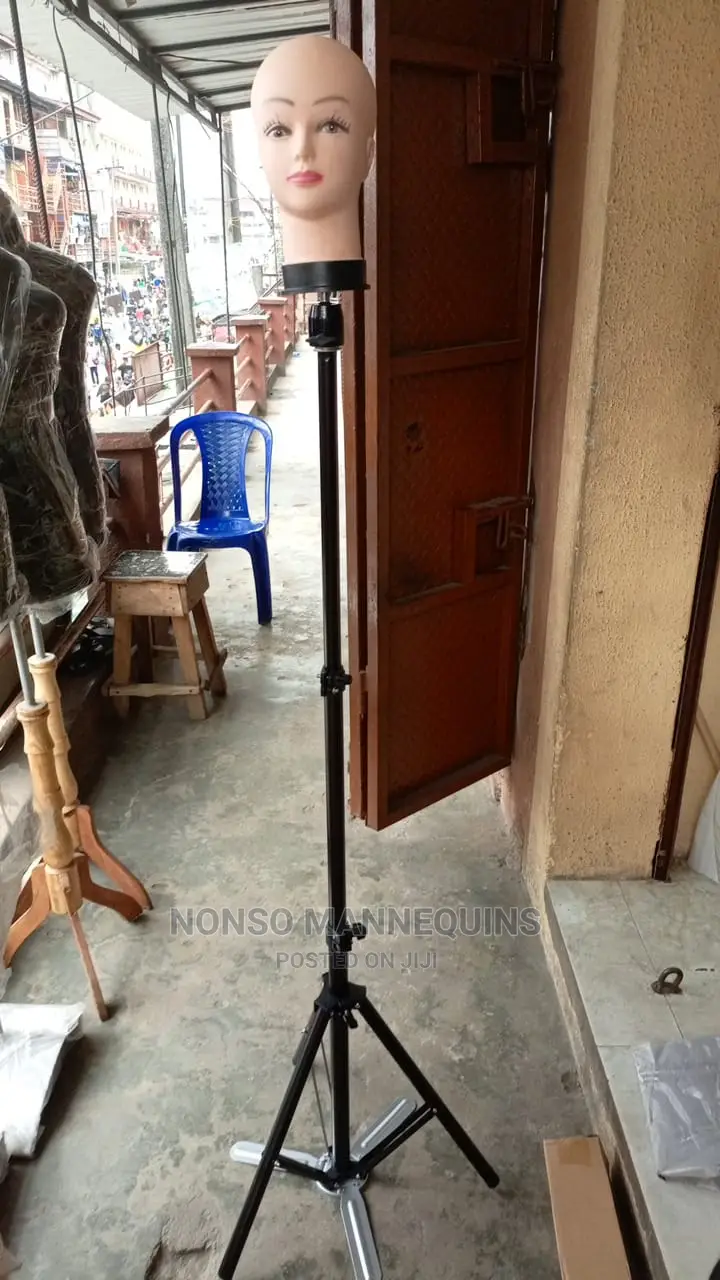 Big Tripod Stand With 3 Iron Metal Base
