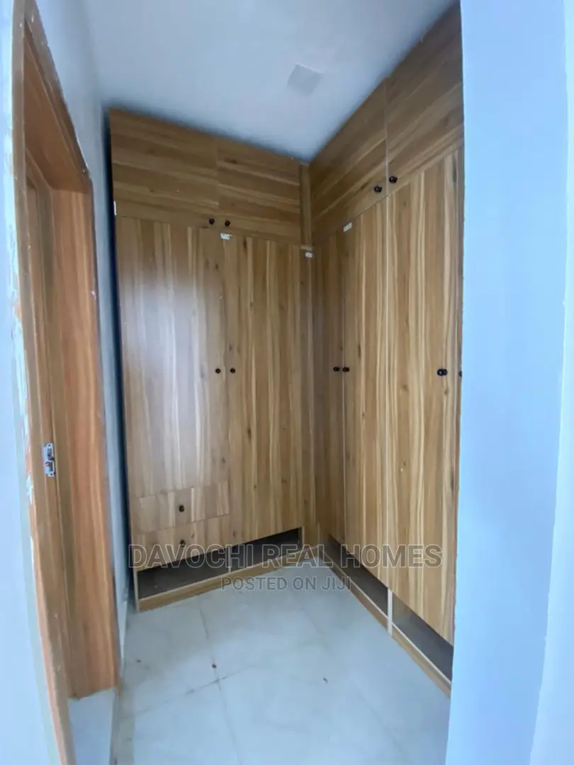 4bdrm Duplex in Ologolo Estate, Lekki for sale