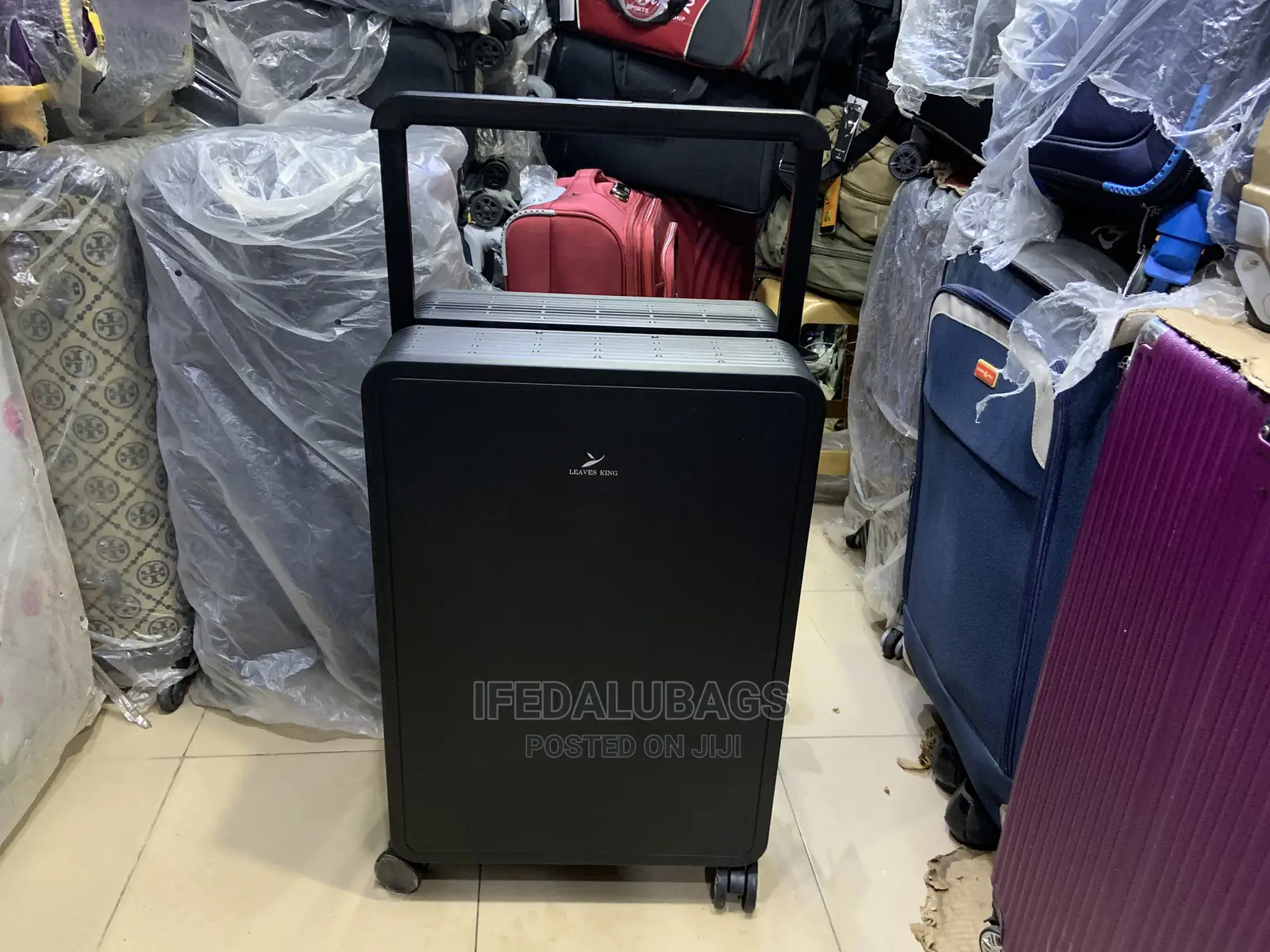Medium Size Quality Fashionable Travel Luggage
