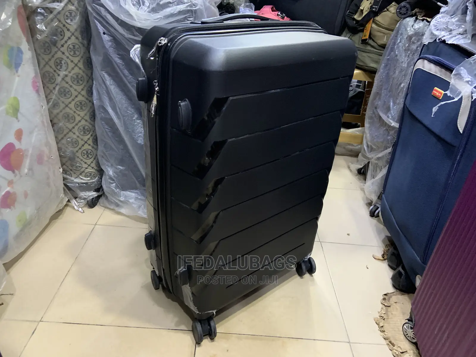 Big Size Black Unbreakable Plastic/Rubber Travel Luggage